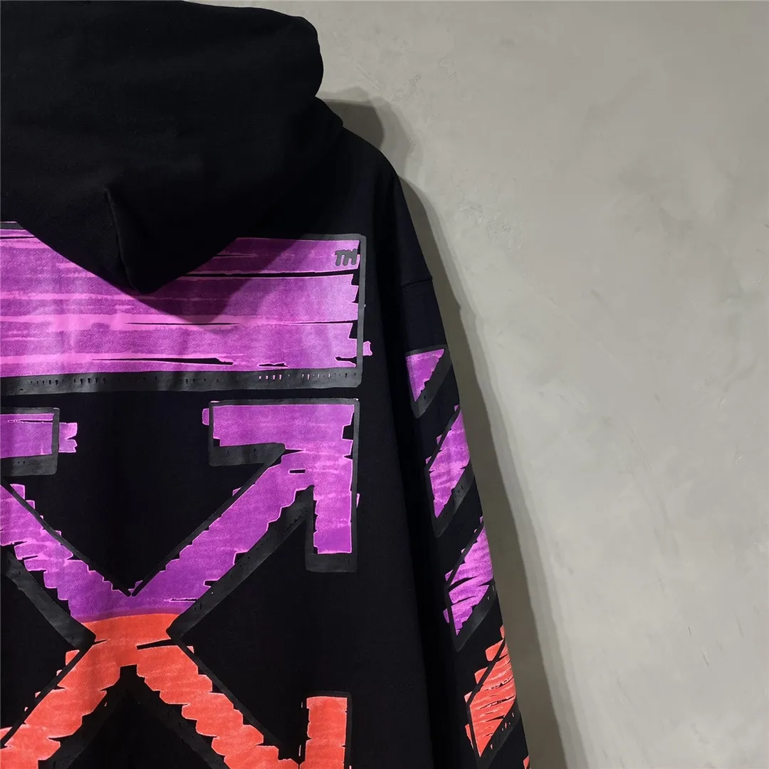 The top tested version OFFWHITE OW marker pen purple orange graffiti arrow same style pure cotton loose pullover round neck zipper jacket sweatshirt for male and female couples The craftsmanship of this model can be said to be very difficult. There is a direct comparison between our home and many versions on the market. You can more clearly distinguish between good and bad just by looking at the prints. This printing uses Kornit's digital direct-injection process. The entire printing effect is like drawing lines with a marker pen. The imitation effect can achieve the same visual effect as the real thing. The main reason is that the color transition of this printing is too small, which makes it impossible to directly copy the pattern when scanning. The image must be manually enlarged more than 40 times, and then adjusted bit by bit to add a soft color (white) effect. The fabric is made of 480g large fish scale pure cotton terry dyed in a vat, which is a big launch and has a full drape. Full set of customized accessories, washed, labeled. Guaranteed to be the top product on the market.  Color: Black Size: XS-L Size Chart